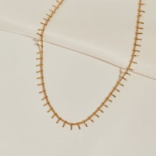 IRO NECKLACE