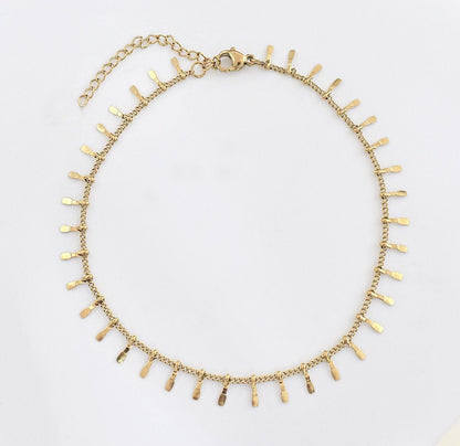 IRO NECKLACE