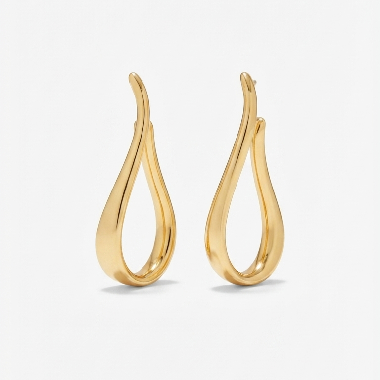 DANAE SCULPTURAL OPEN HOOP
