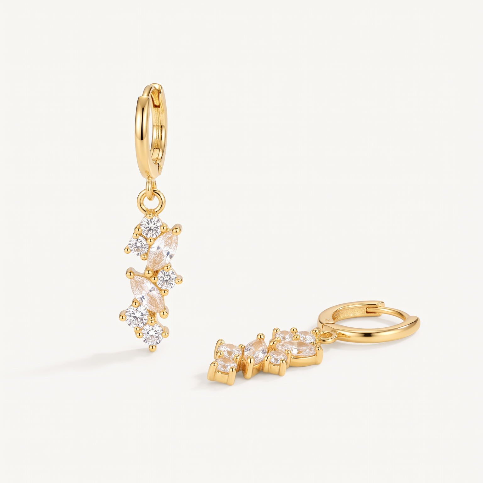 MELINA SCATTERED STONE DROP HUGGIE